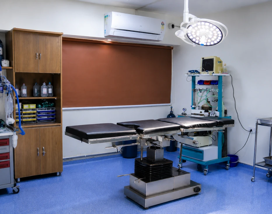 Modern operation theatre prepared for oral cancer surgery and treatment planning at Heyansh Hospital, an oral cancer hospital in Ahmedabad.
